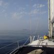 Naar Pantelleria, voor ons passeert een vrachtschip