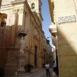 Mdina. Het Karmelieten Klooster op de hoek van St Peter Street, Mdina