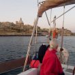 Ans werpt een laatste blik op de oude stad Valletta