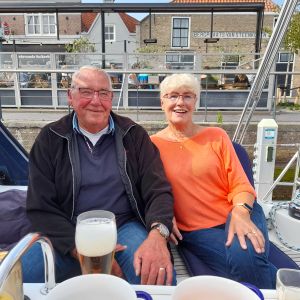 9 juni 2025 Zierikzee. Piet & Carla van zusterschip 'Everjoy' op bezoek.