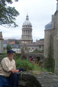 De burcht van Boulogne met op de achtergrond de dom van de basiliek Notre Dame de Boulogne