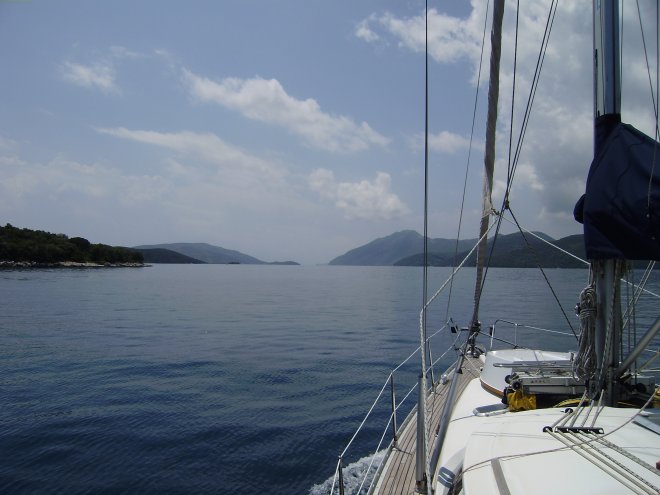 Van Levkas naar Meganísi, varen door een prachtig eilandenrijk