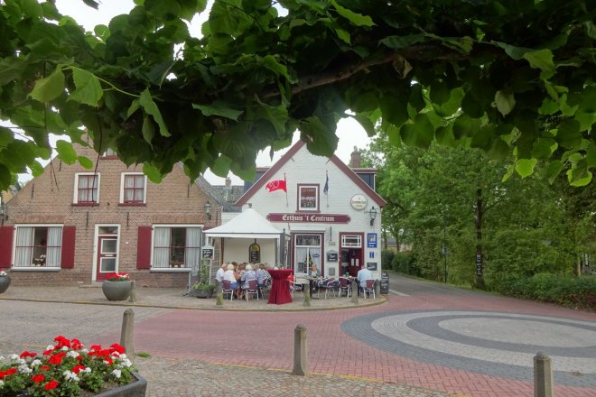 Eethuis ´t Centrum in Schelluinen