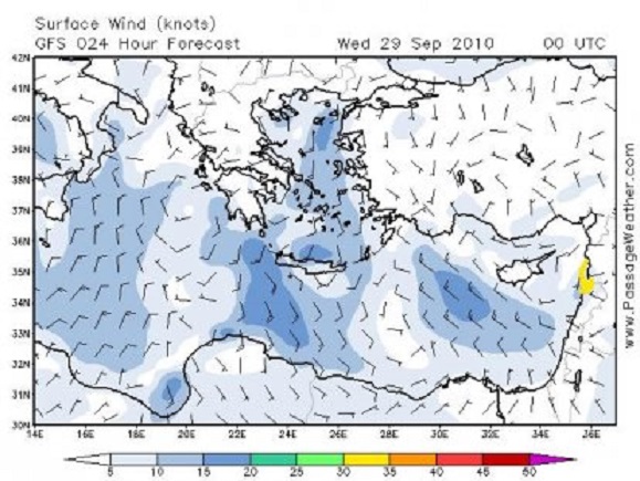 Prognose Passageweather voor 00.00 UTC (= 03.00 uur lokale tijd) De gele pijl geeft het af te leggen traject van ongeveer 115 mijl aan