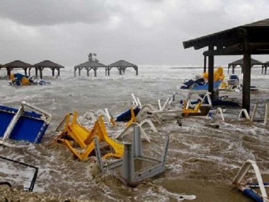 Strand bij Tel Aviv deze morgen