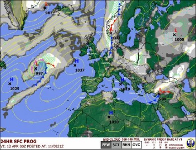 Sembach 24-uursprognose van vanmorgen. Je ziet een lagedrukgebiedje boven Israél liggen met een koufront (blauwe lijn) dat vandaag over ons heen trekt naar het oosten