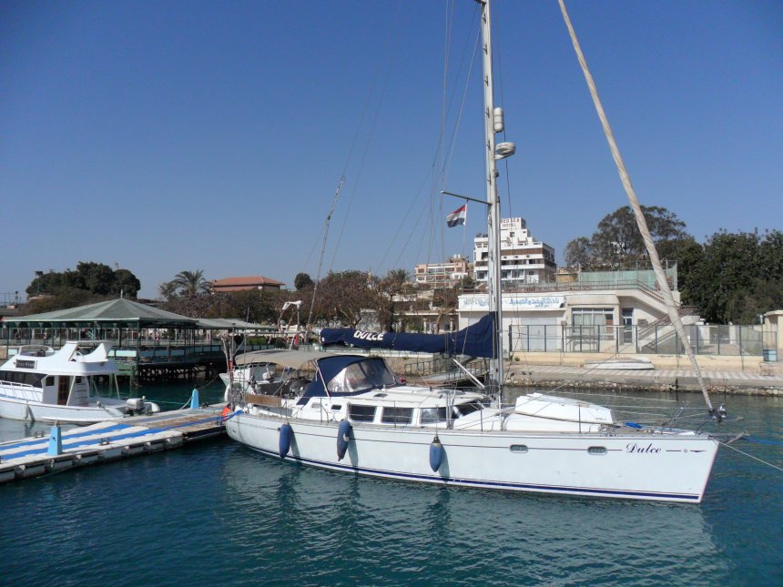 Suez Yacht Club. Het wordt een warme dag