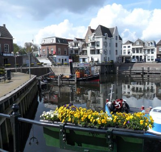 Lente in de Lingehaven