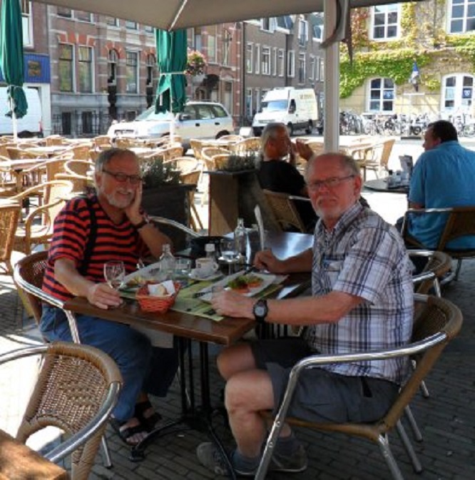 Met Kor van Hulten bij De Hoofdwacht