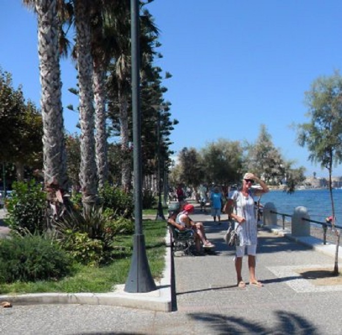 Op de boulevard van Kós, op weg naar het centrum