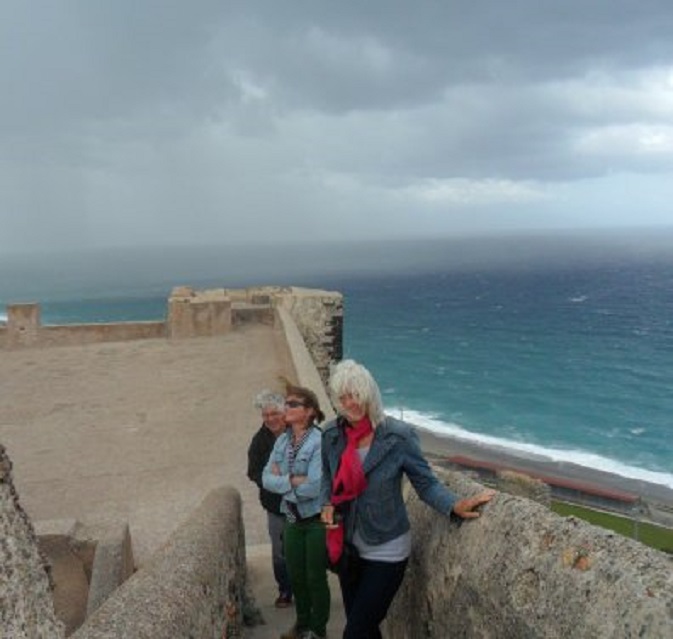 Bovenop de hoogste (en oudste) toren van het Castello di Milazzo