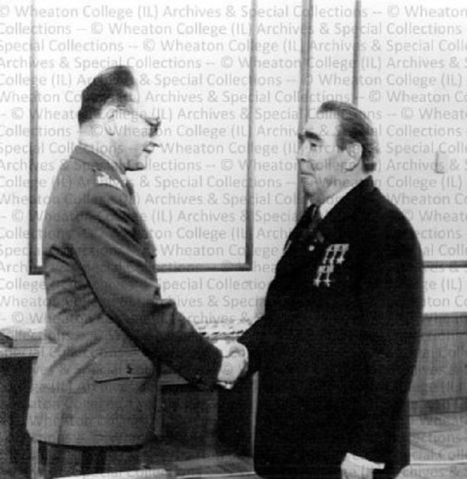 Jaruzelski (l) en Brezhnev, ergens in de jaren '80