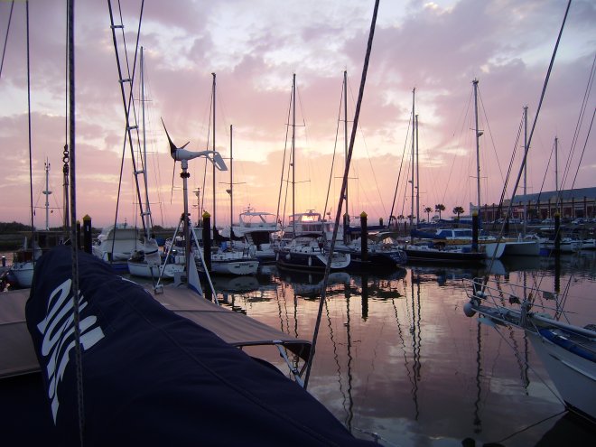 Zonsondergang in de marina van Ayamonte