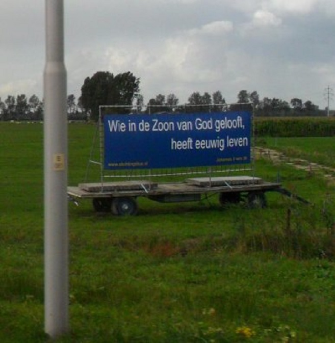 Een bord langs de A27 (foto vanuit de Q-liner)