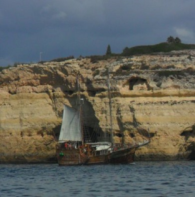 Karveel bij Portimão