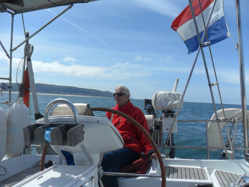 De lange rit naar Porto. 's Ochtends is het nog lekker weer.