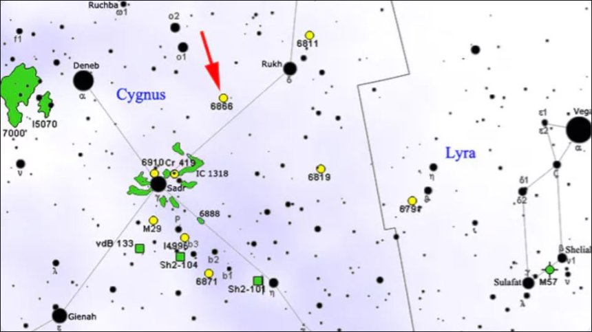 Sterrenkaart van de lokatie van KIC 8462852 noordoost van NGC 6866 ofwel Tabby's Star, tussen de heldere sterren Deneb en Rukh.