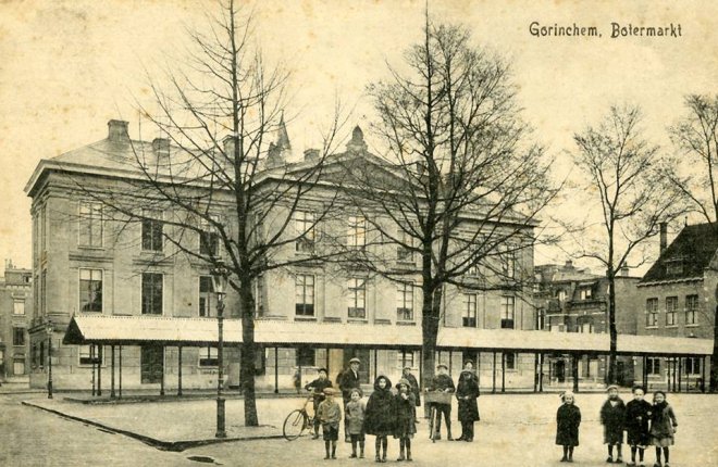 De Botermarkt in Gorinchem in de jaren 20.