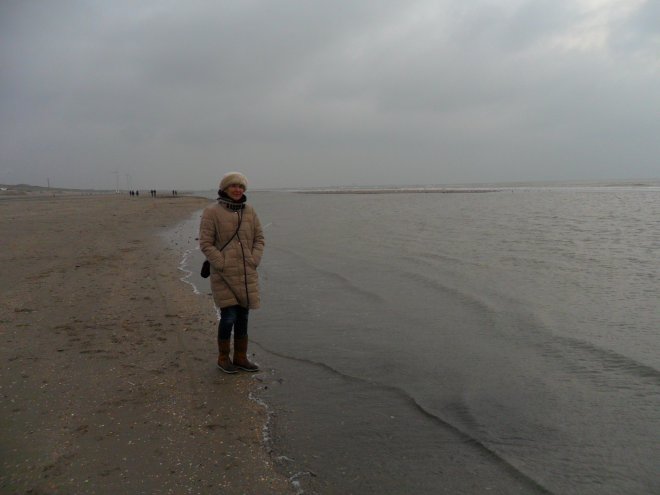 Op het Noordzeestrand beneden Strandhotel Het Hoge Duin in Wijk aan Zee
