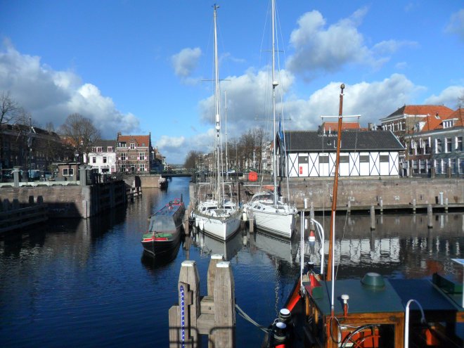 Dulce in de haven. De lente lijkt te beginnen. De foto is overigens van gisteren.
