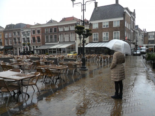 Trieste terrassen op de markt vanmorgen.
