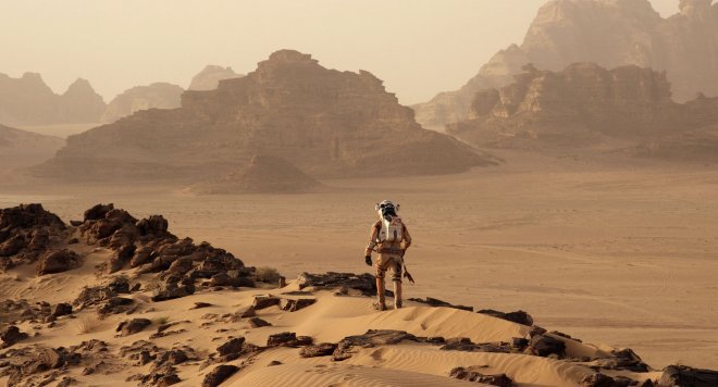 Matt Damon op Mars (in werkelijkheid Wadi Rum in Jordanië)