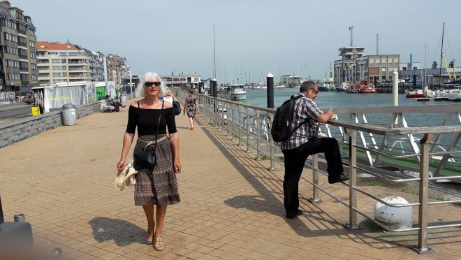 Oostende. De kade bij het Montgomery-dok.