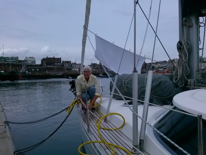 Ramsgate. Vullen van de watertanks.