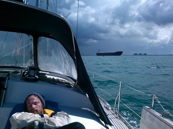 Na de overtocht, in het Chenal Ouest bij Gravelines.