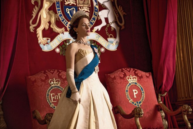 Claire Foy als Koningin Elizabeth II in de Netflix-serie 'The Crown'. (foto: Robert Viglasky/ Netflix)
