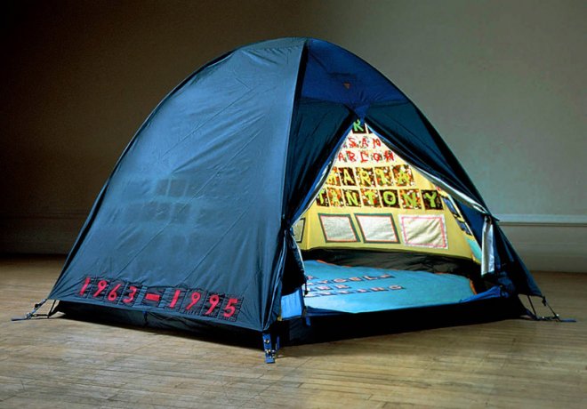 Tracey Emin, Everyone I Have Ever Slept With 1963 - 1995, 1995 Appliquéd tent, mattress and light 122 x 245 x 214 cm. (Saatchigallery.com)