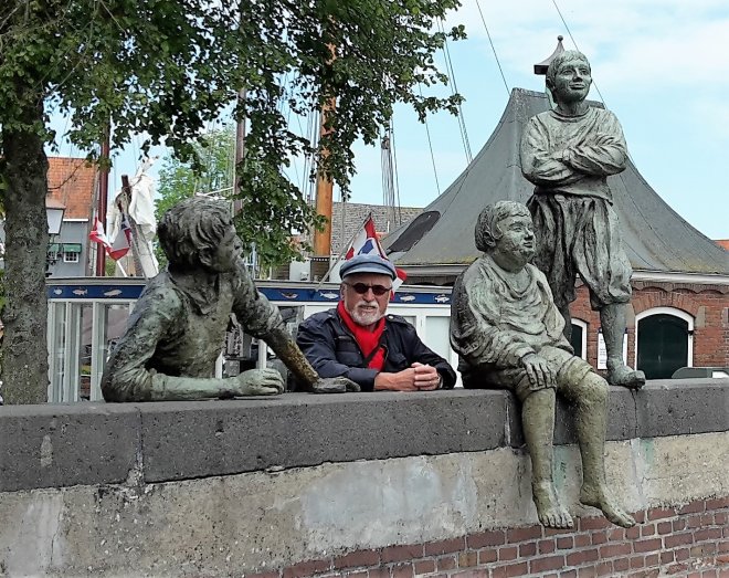 Hoorn. De scheepsjongens van Bontekoe: Hajo, Padde en Rolf, en ik.
