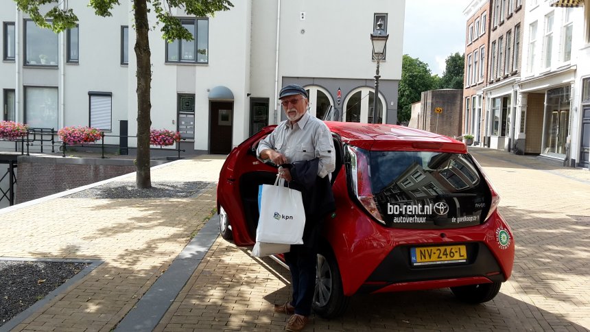 In Gorcum voor ons huis.