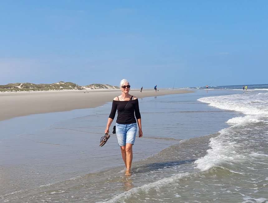 Langs de branding bij West-aan-Zee.