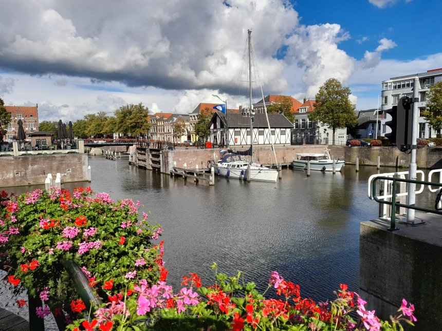 Dulce in de Lingehaven.