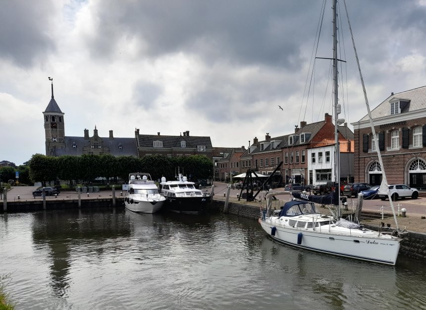 Dulce in de binnenhaven van Willemstad (foto van gisteren).