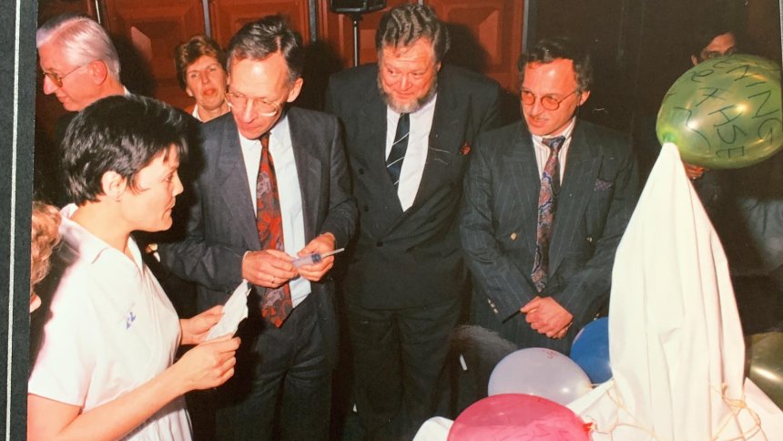 Beatrixziekenhuis 1988. Opening van de eerste fase van de nieuwbouw.