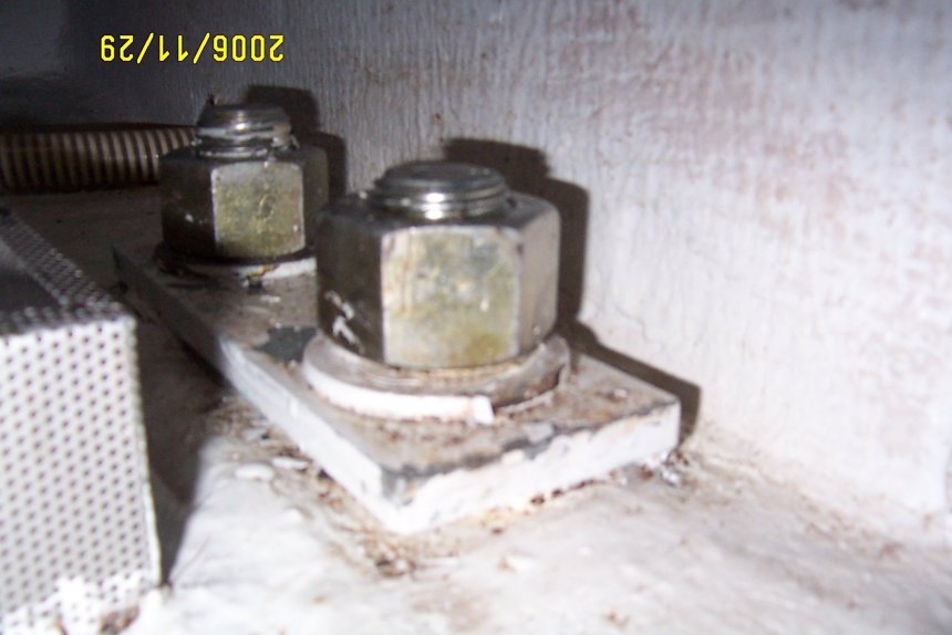 Het op één na voorste stel kielbouten