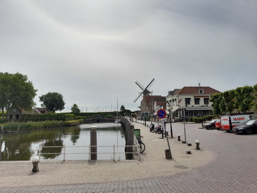 We zijn de enige passant in de binnenhaven van Willemstad.