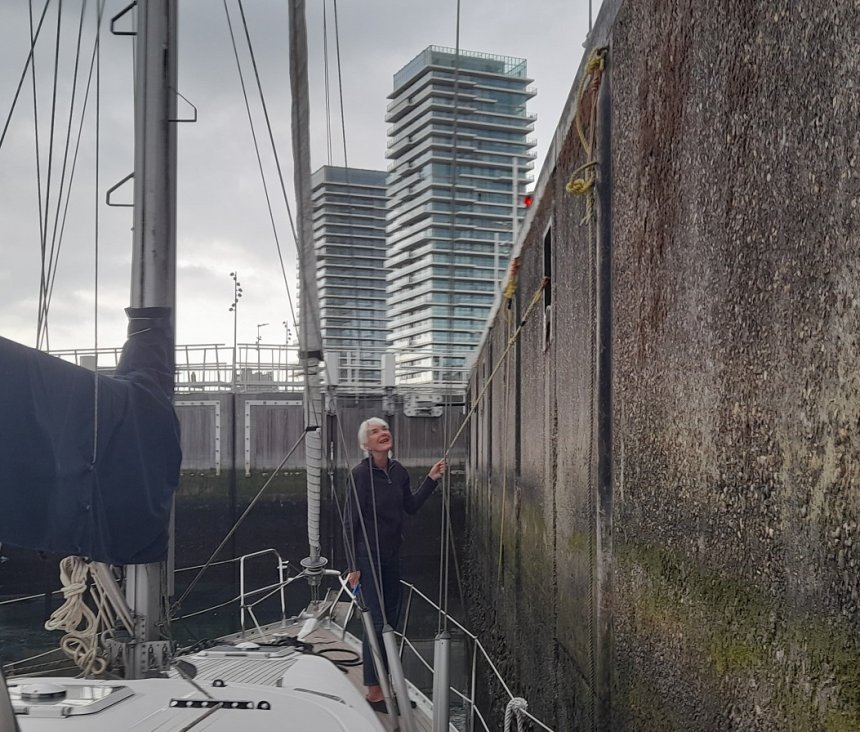 In de Mercatorsluis, Oostende.