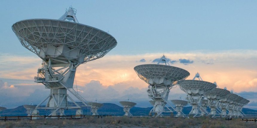 Very Large Arry, 27 samenwerkende radiotelescopen in Socorro, New Mexico (foto: SETI)