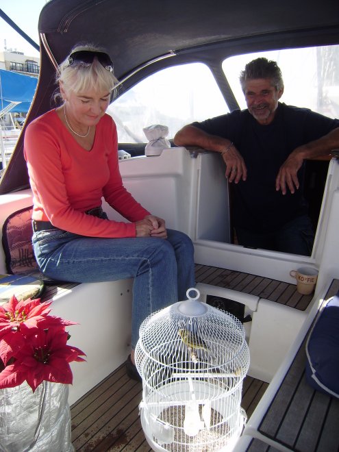 Bij Jaap op de Kiara halen we His Lordship op, die daar twee weken gelogeerd heeft. Let op Jaap! Hij heeft een baard laten groeien